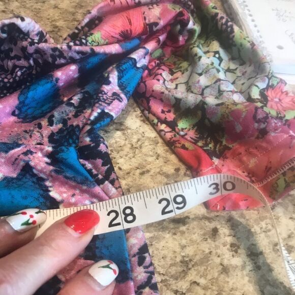 White Mark XL V Neck Blouse Tunic Blue Pink Pockets - Picture 12 of 13